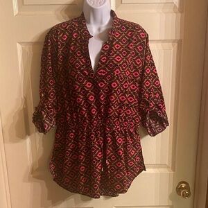 Chic Black and Pink Geometric Blouse